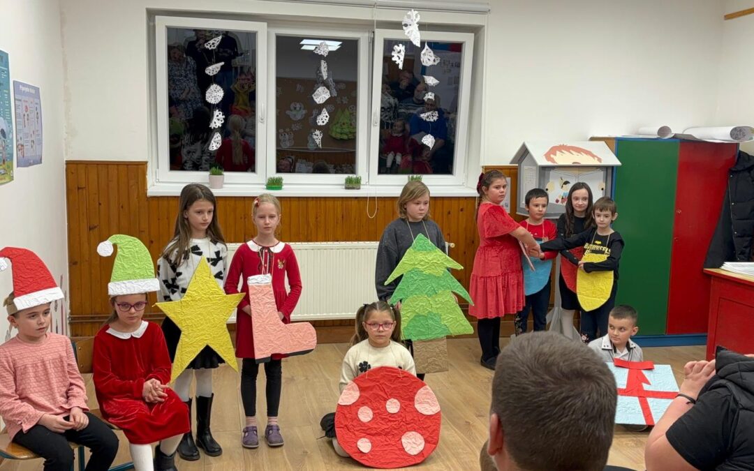 Božićni igrokaz i radionica u Tominovcu